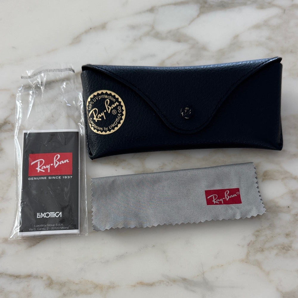 Ray-Ban New Wayfarer Tortoise Sunglasses - Picture 5 of 6